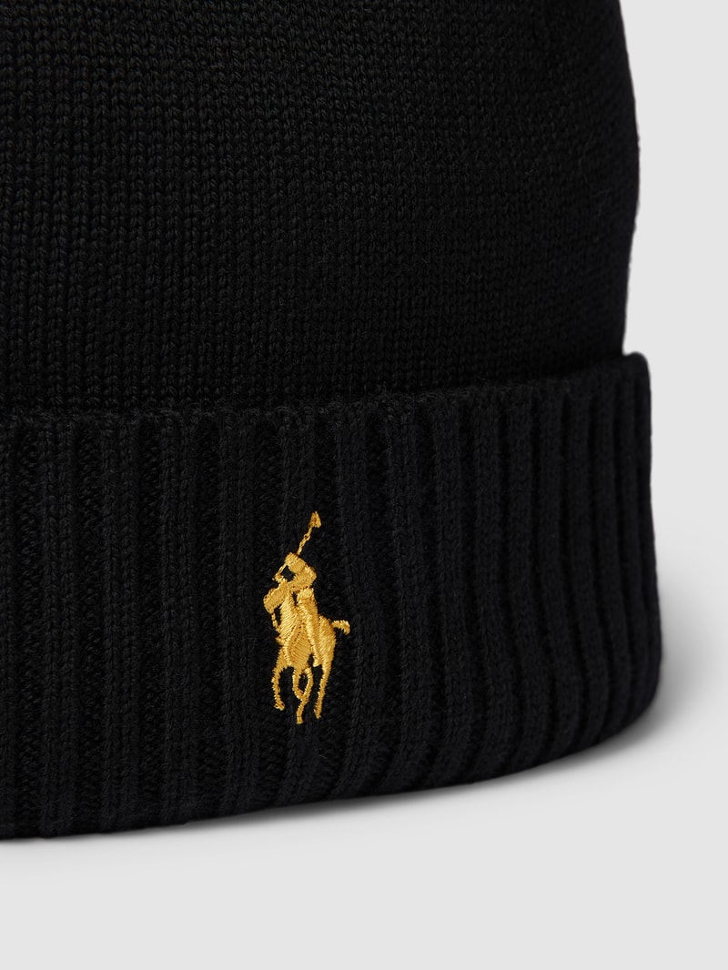 Beanie mit Label-Stitching in gold