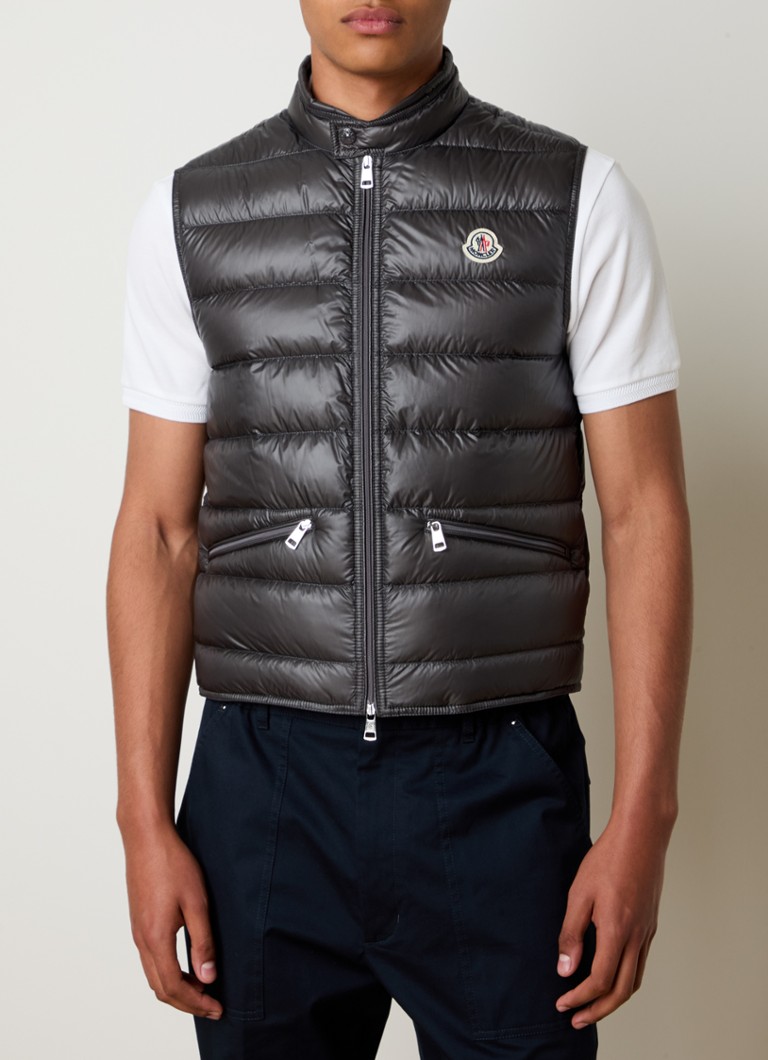 Vestă matlasată Moncler Gui cu puf și logo