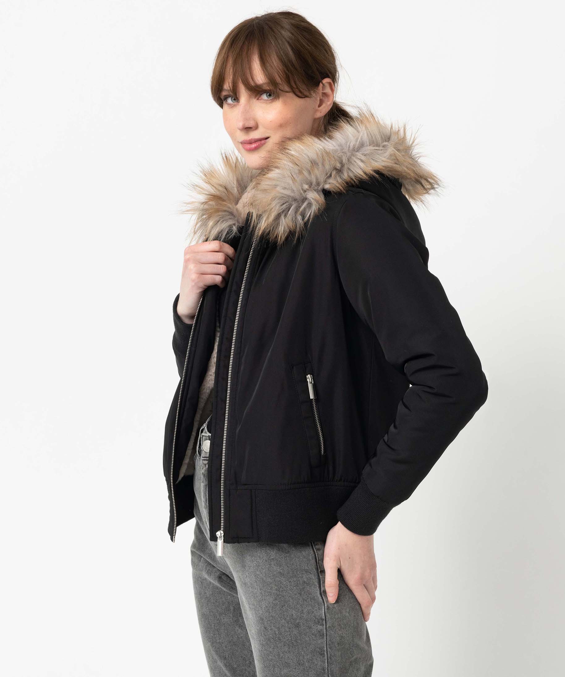 Blouson femme à capuche avec doublure chaude noir | GEMO