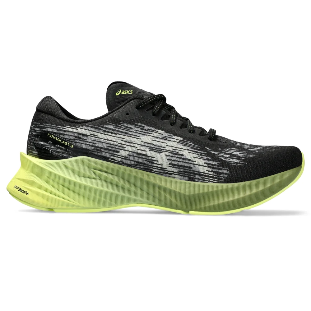 Asics Novablast 3 1011B458-005 / schwarz