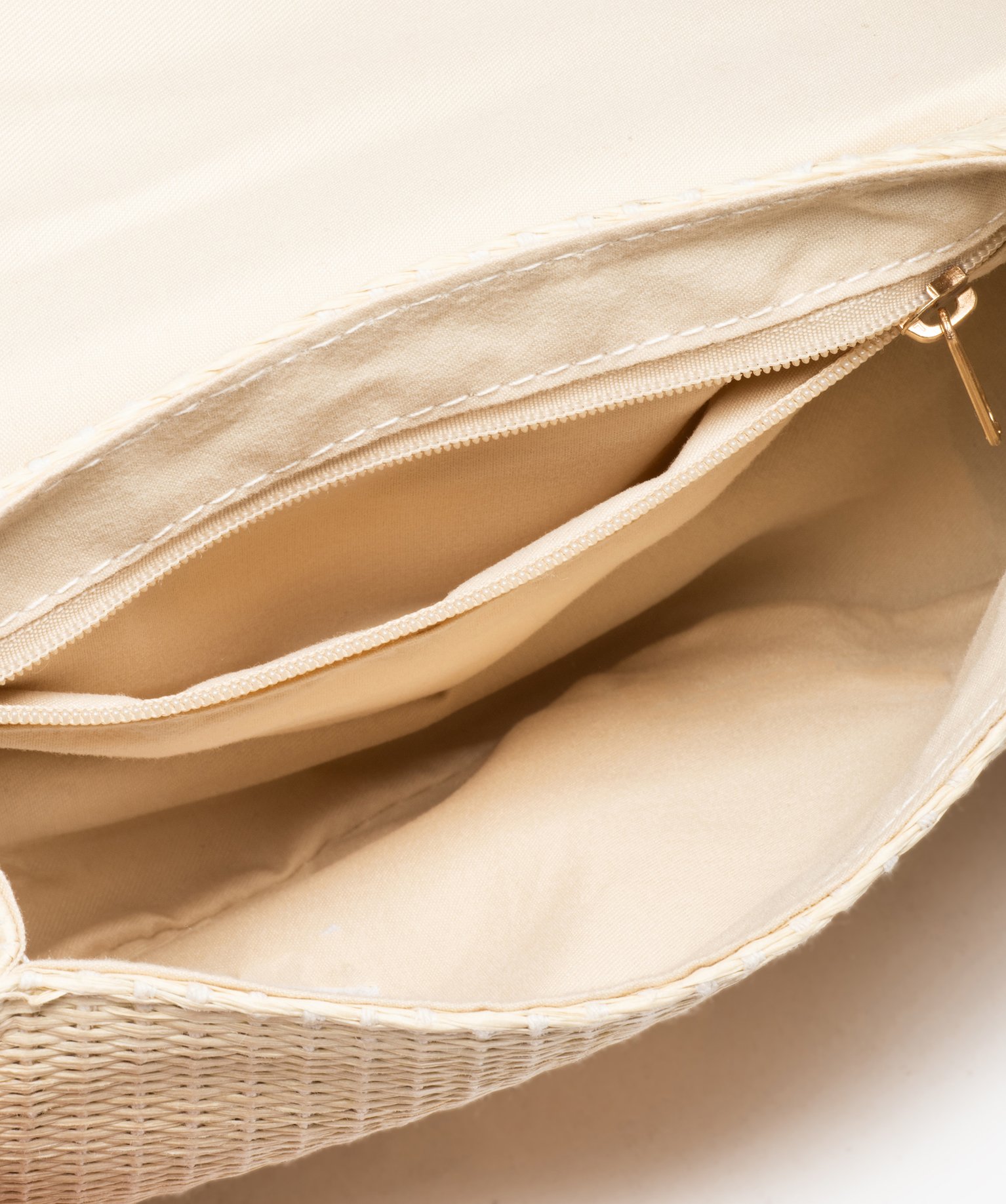 Sac à main femme compact et rond à décor en relief beige clair | GEMO