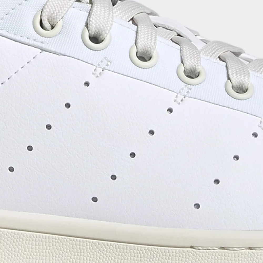 adidas Stan Smith Parley GV7614 / weiss