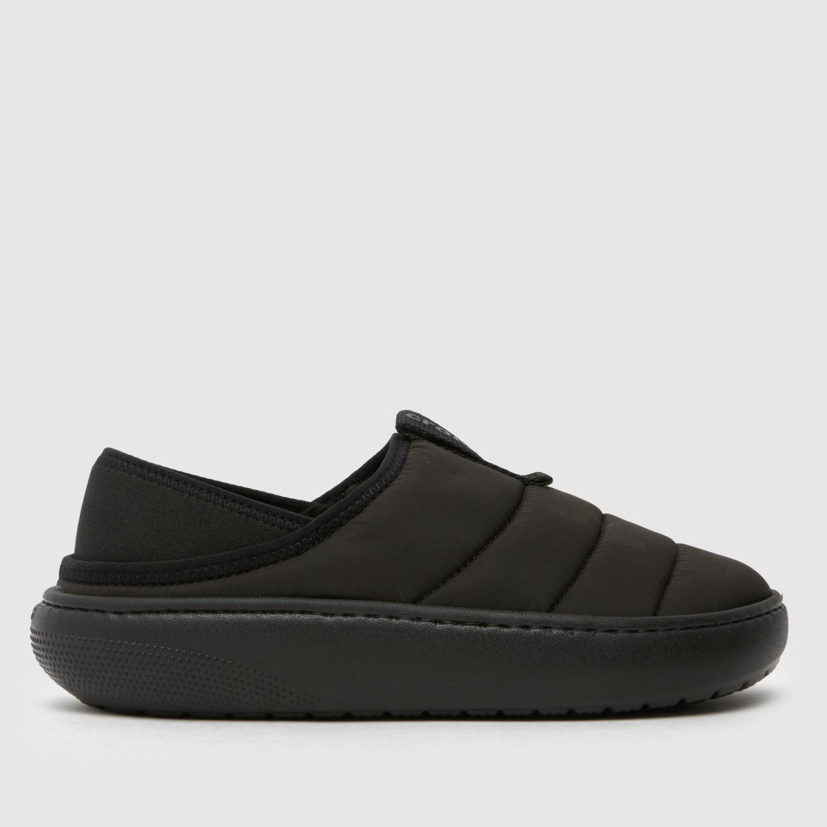 Crocs – Svarta puff-sandaler med mockamotiv