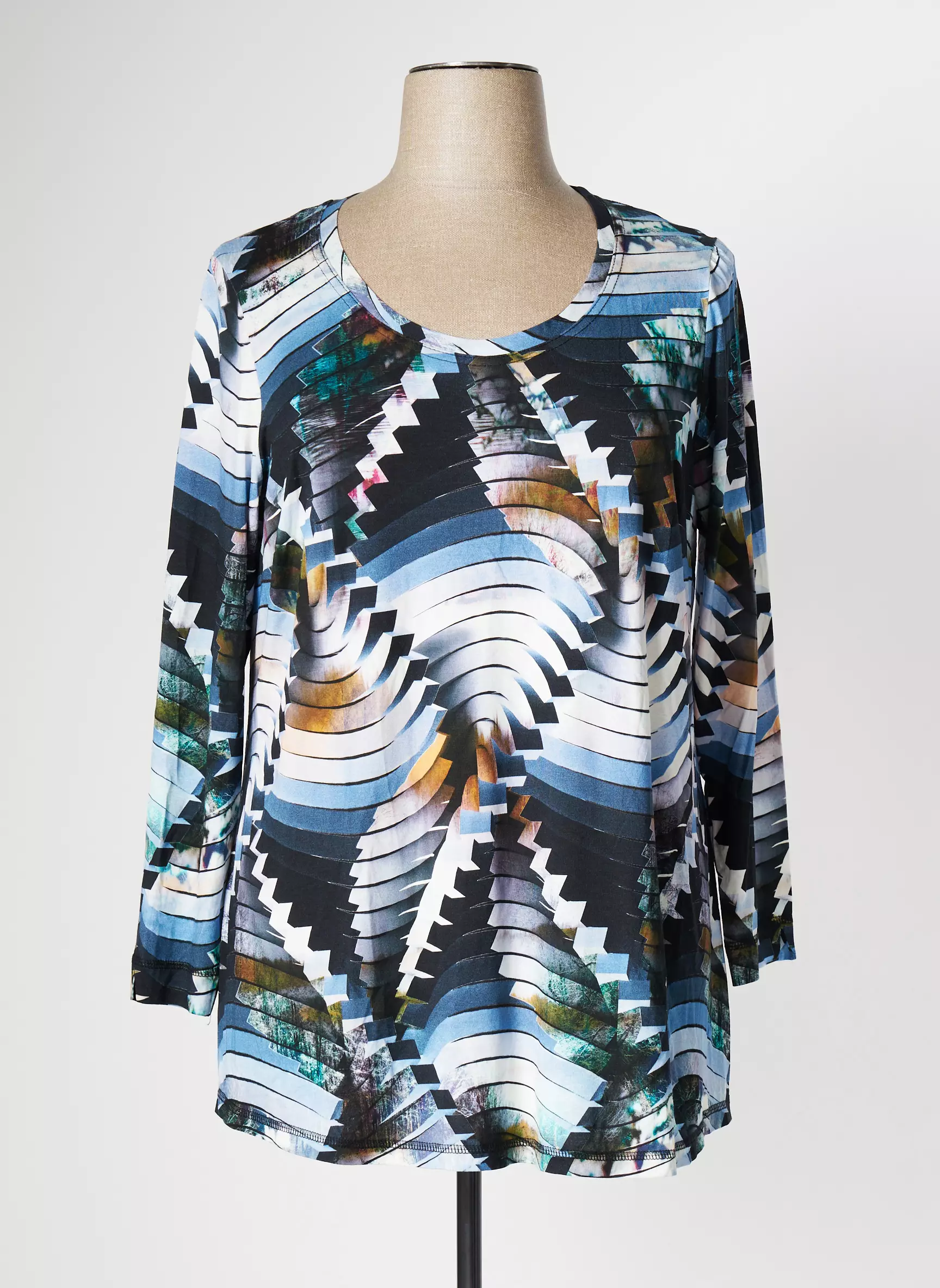 Sempre Piu Tshirts Femme couleur noir
