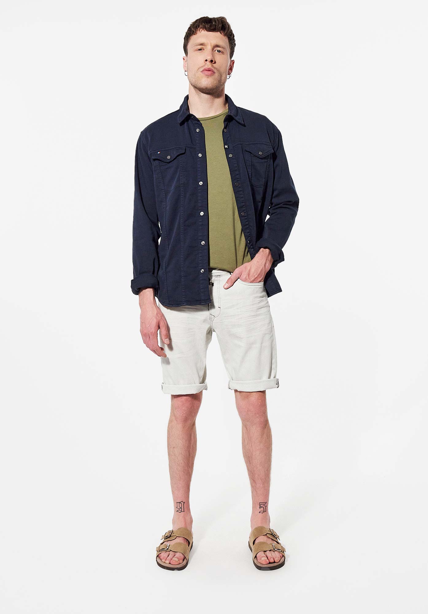 VITO   Bermuda straight en jean Homme