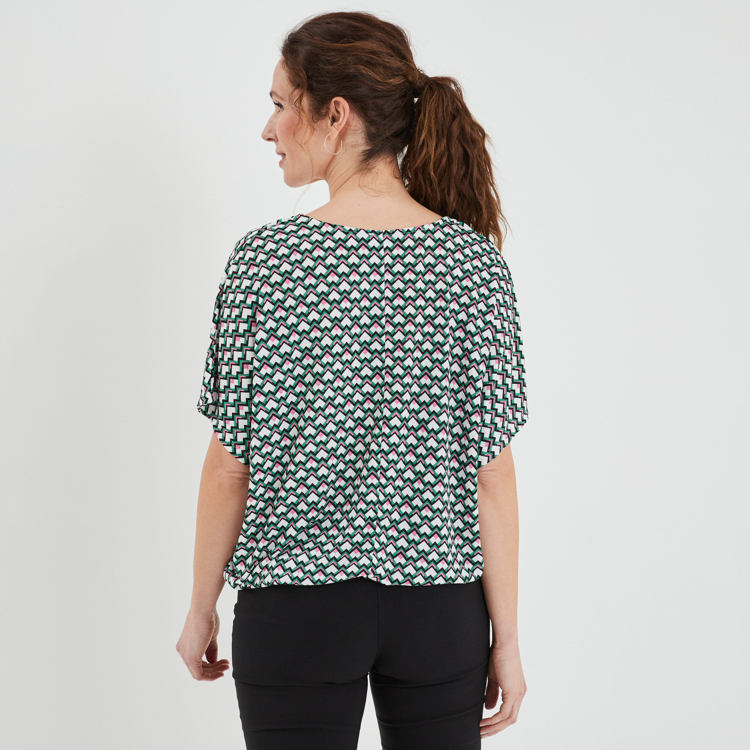 T-shirt col en V bijou Mosquitos vert femme | La Halle