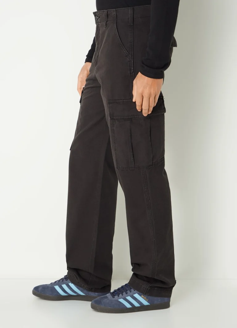 Pantaloni cargo Levi's cu croială dreaptă și buzunare cu clapă