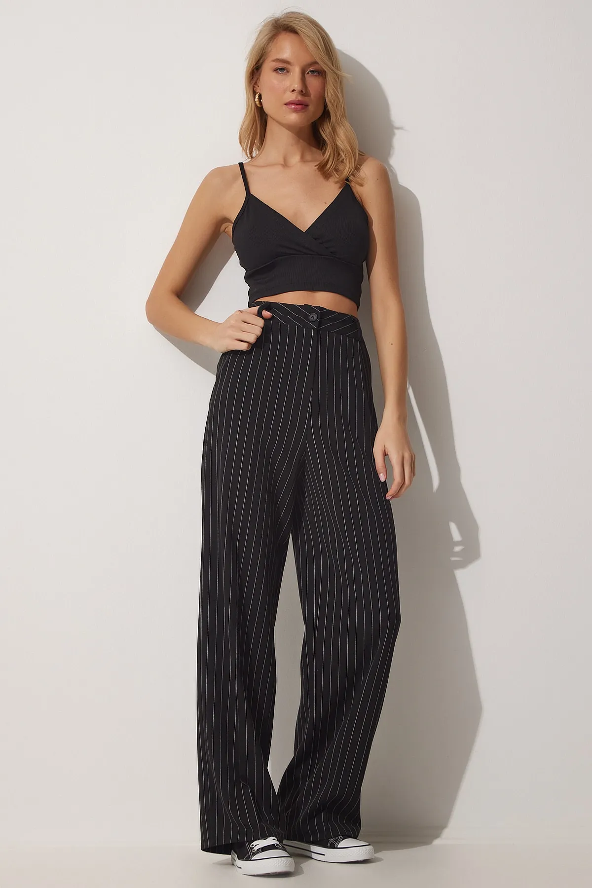 Happiness İstanbul  Schwarze, dünne, gestreifte, lockere, bequeme Webhose für Damen HG00002