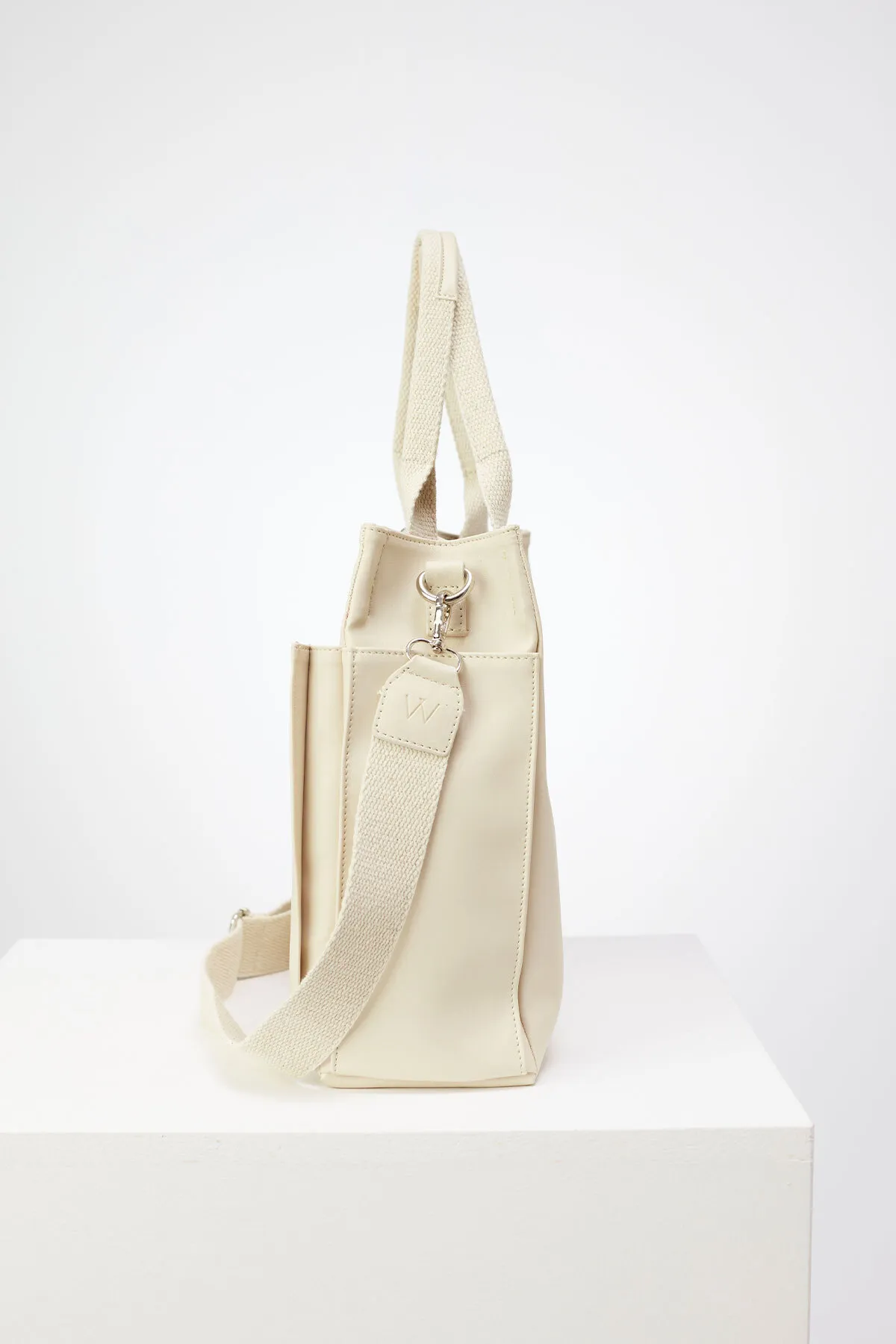 Manuka  Leder-Alltagstasche Beige