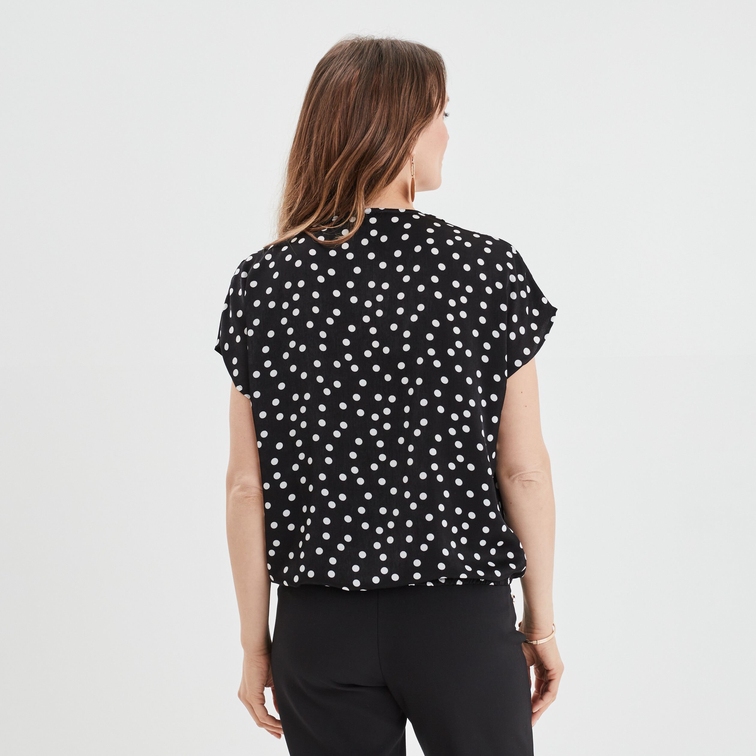 Blouse bijoux col en V manches courtes noir femme | La Halle