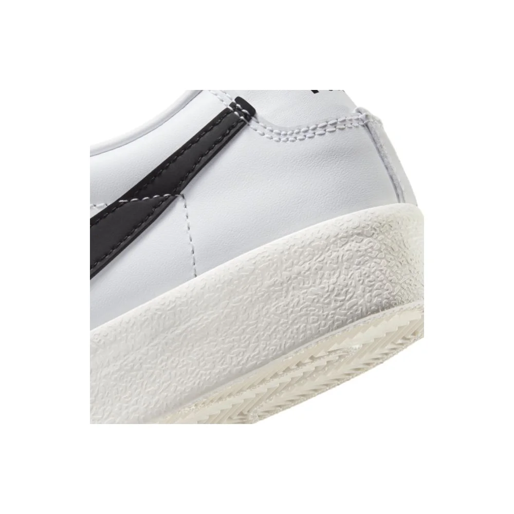 Nike Blazer Low 77 Vintage DA6364-101 / weiss