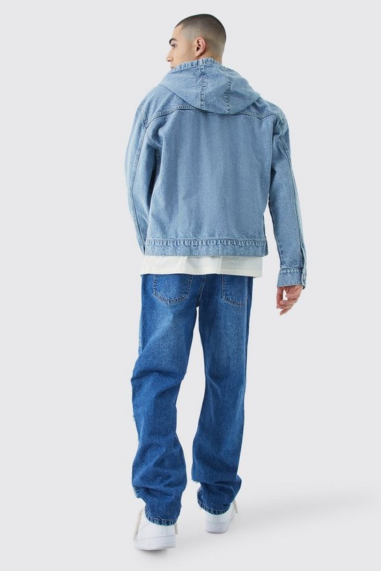 Lockere ausgefranste gespleißte Jeans in Mittelblau