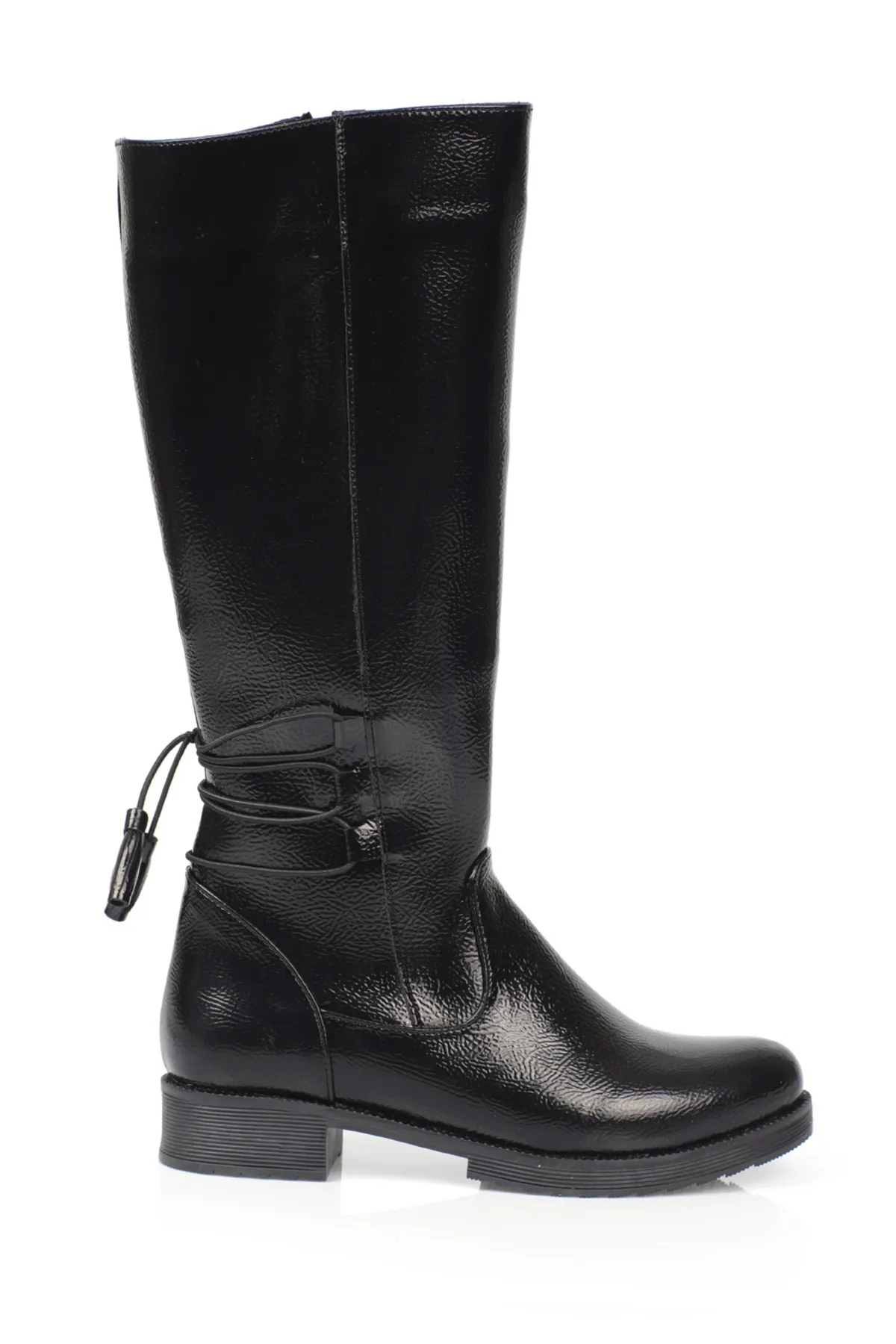 Capone Outfitters  Damenstiefel aus knitterigem Lackleder unterhalb des Knies und des Knöchels mit Schnürung und seitlichem Reißverschluss