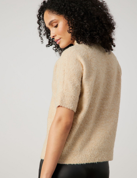 Flauschiger Kurzarmpullover