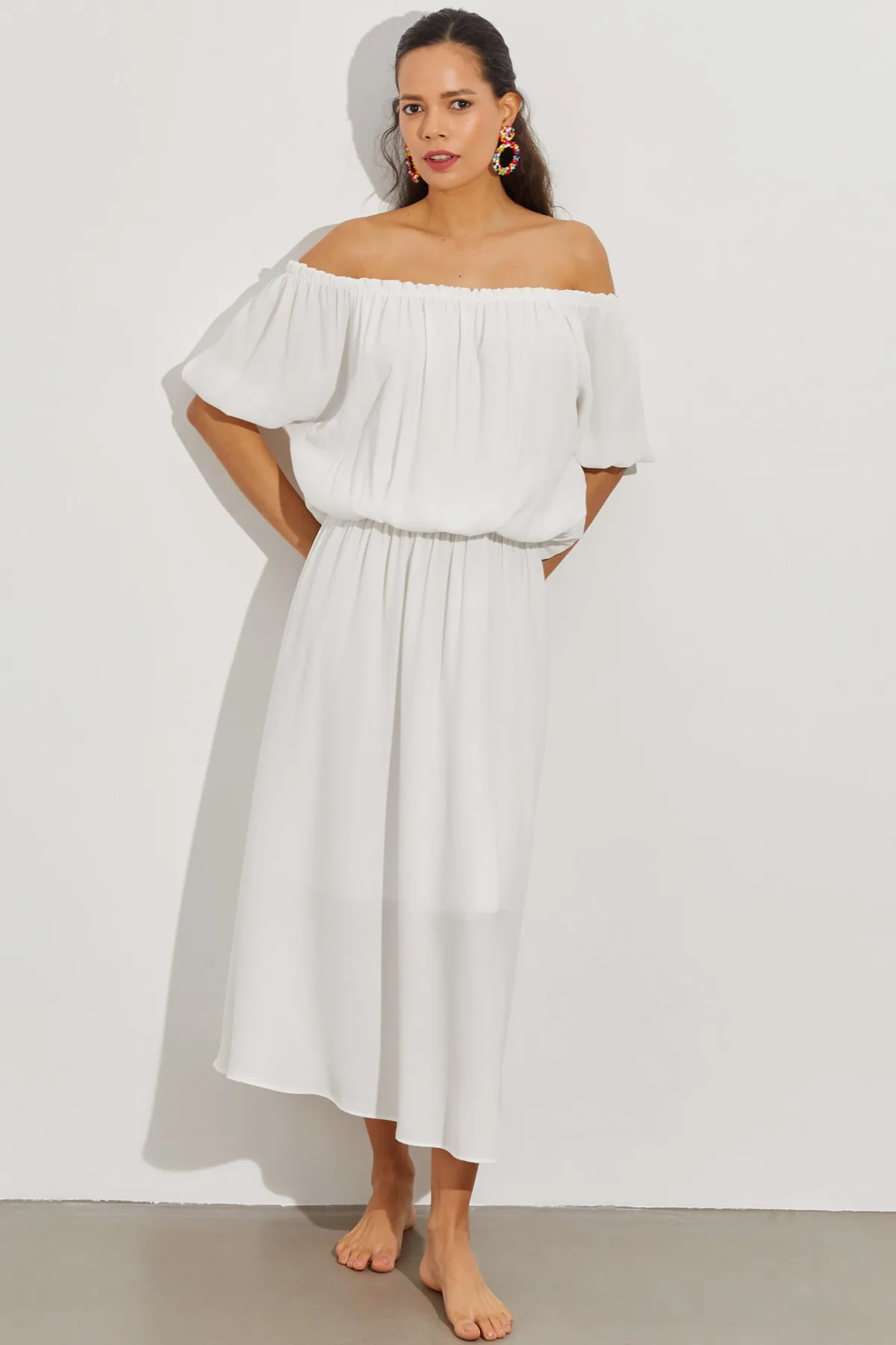 Cool & Sexy  Weißes, gefüttertes Midikleid mit Madonna-Kragen für Damen BK261062