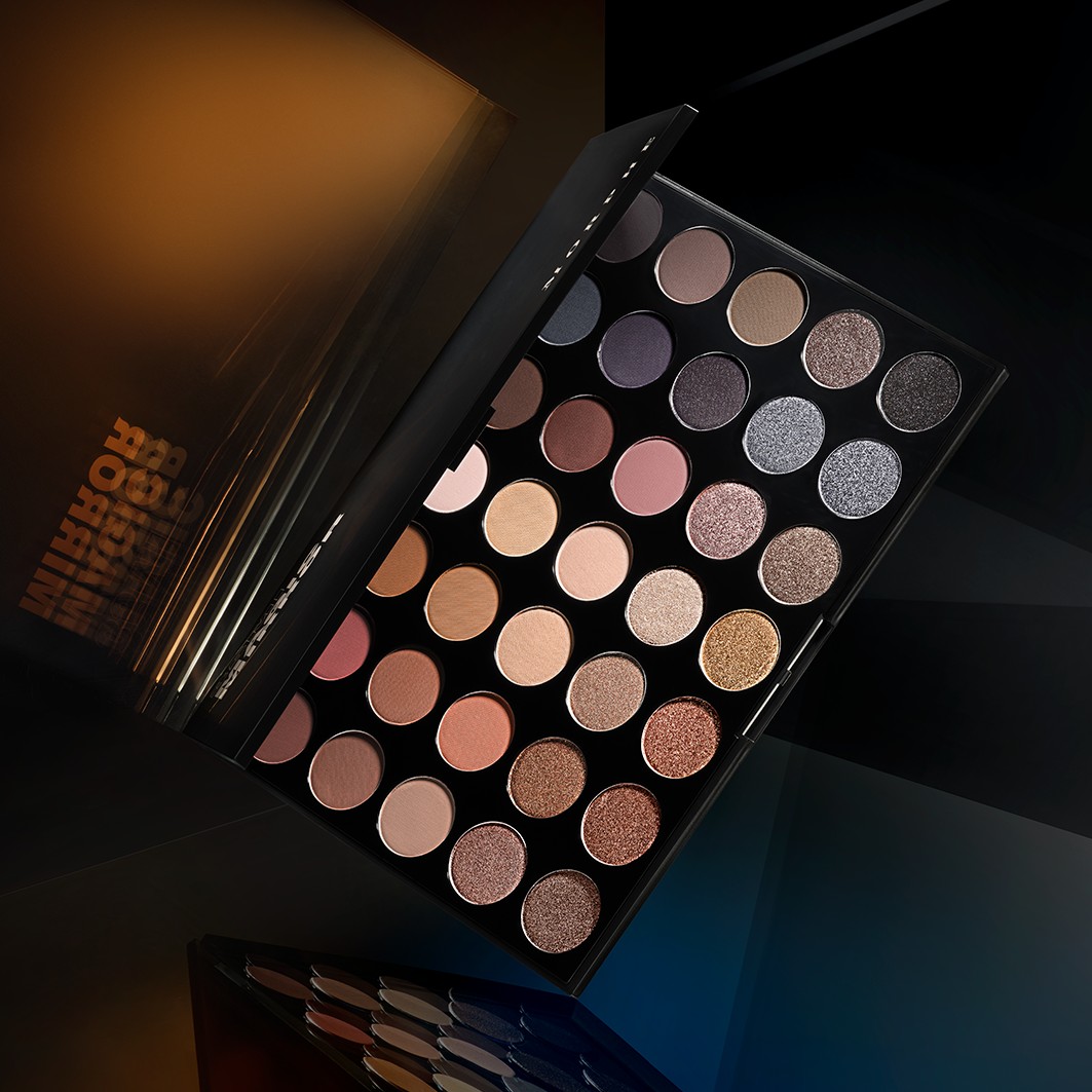 35MI MAGIC MIRROR ARTISTRY PALETTE