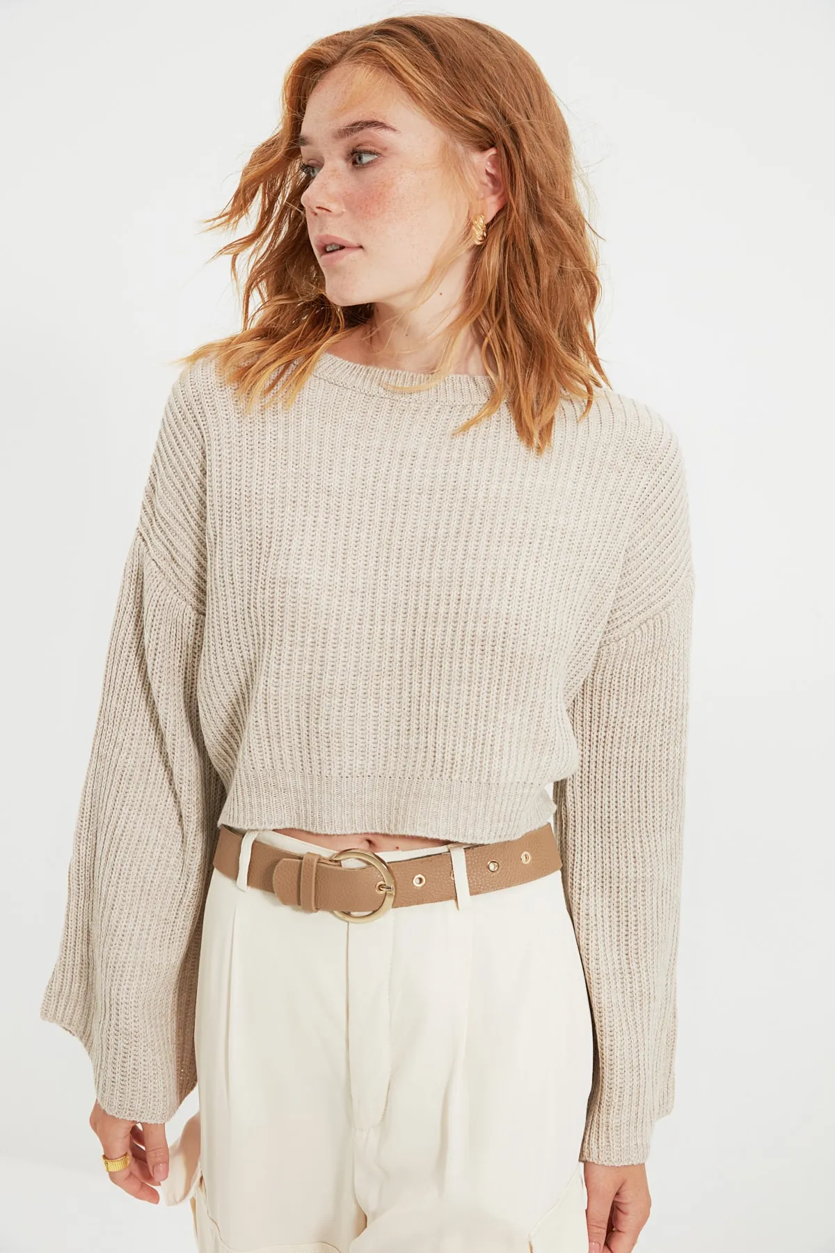 Trendyol Collection  Stone Crop Strickpullover mit spanischen Ärmeln TWOAW20KZ0743