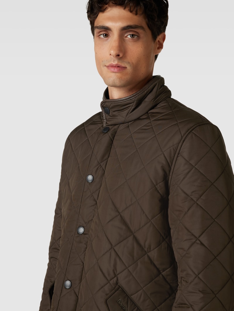 Steppjacke mit Stehkragen Modell 'POWELL' in olivgrün