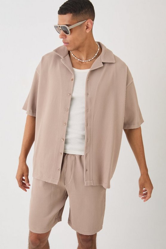 Kurzärmliges Oversize Hemd & Shorts