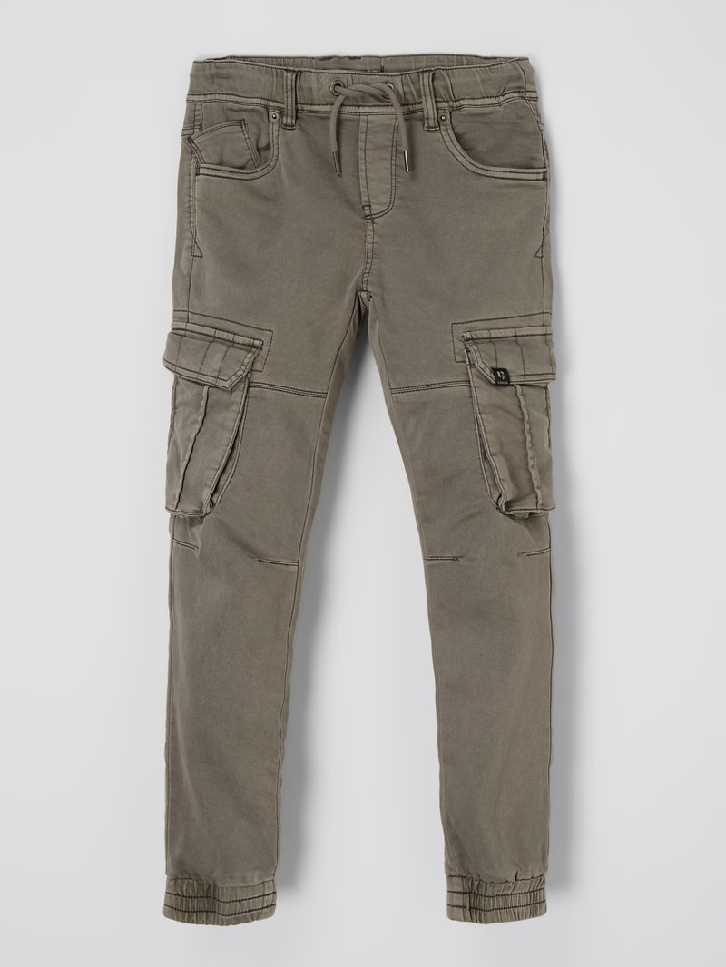 Cargohose mit elastischem Bund in mittelbraun