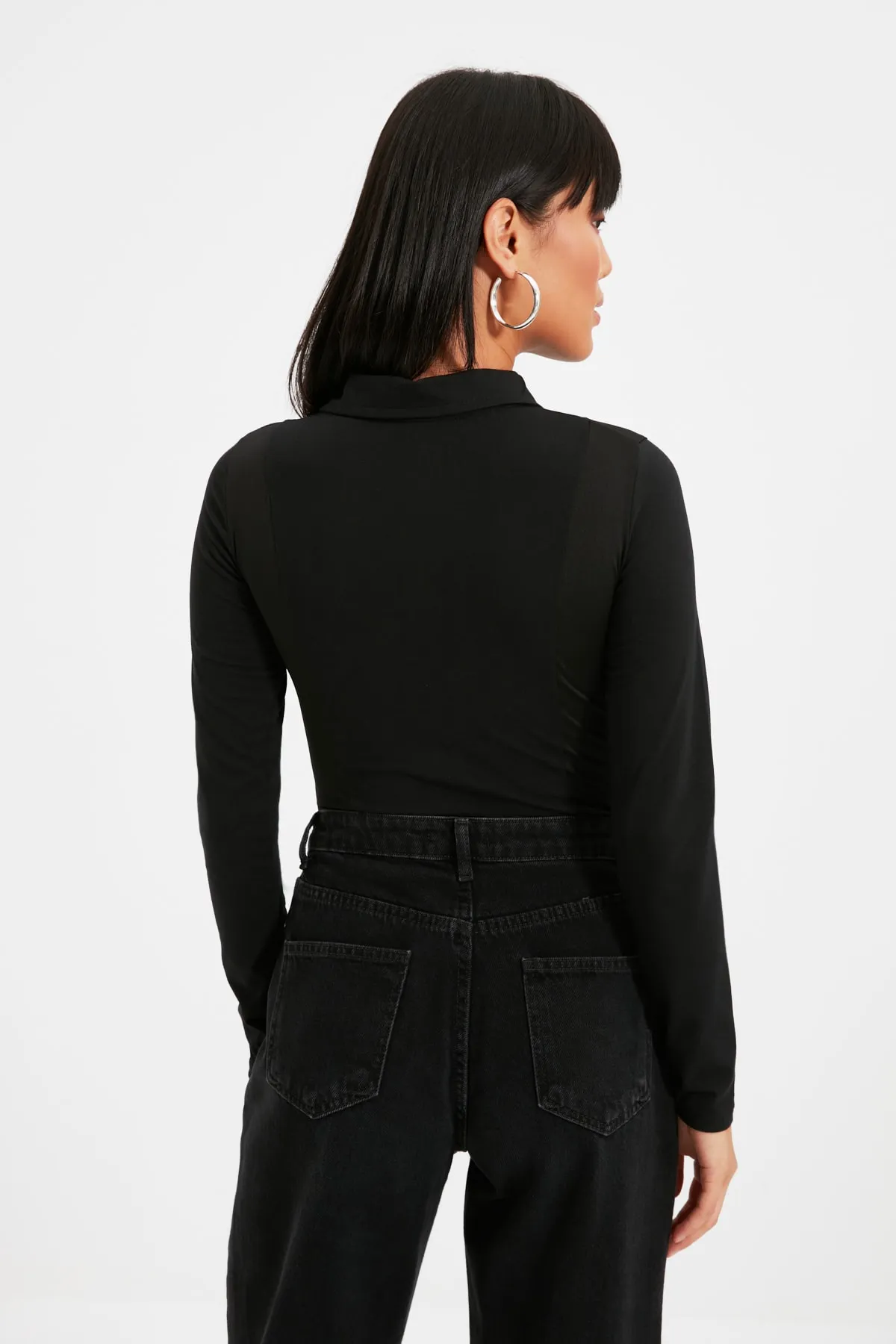 Trendyol Collection  Schwarzer Polokragen mit Reißverschluss, taillierter/flexibler Strickbody mit Druckknopf TWOAW21BD0066