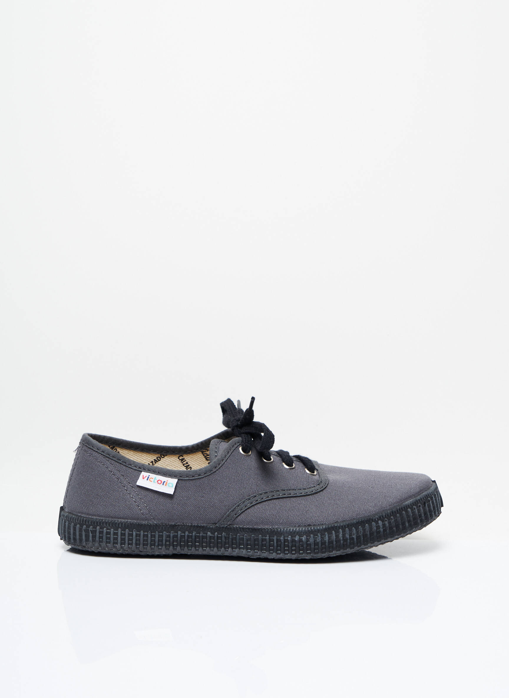 Victoria Baskets Femme couleur gris