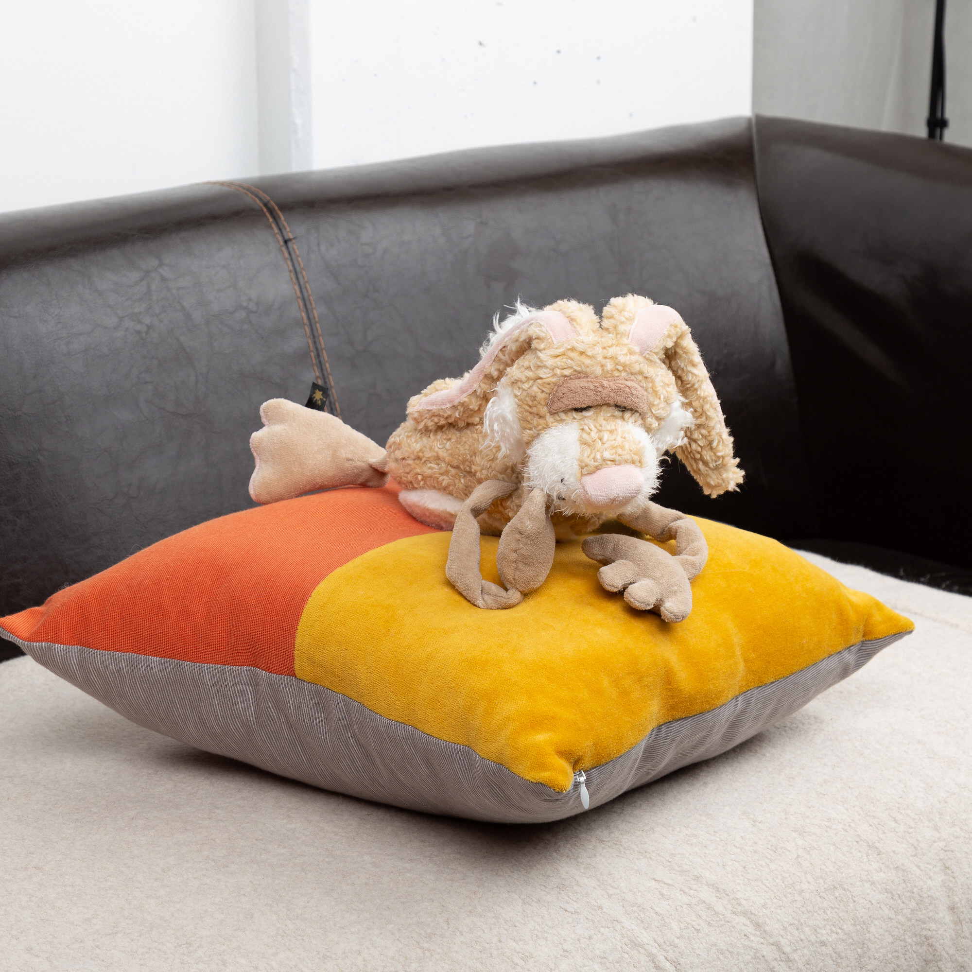 Kuschel Hase Lazy Bunny, Beaststown