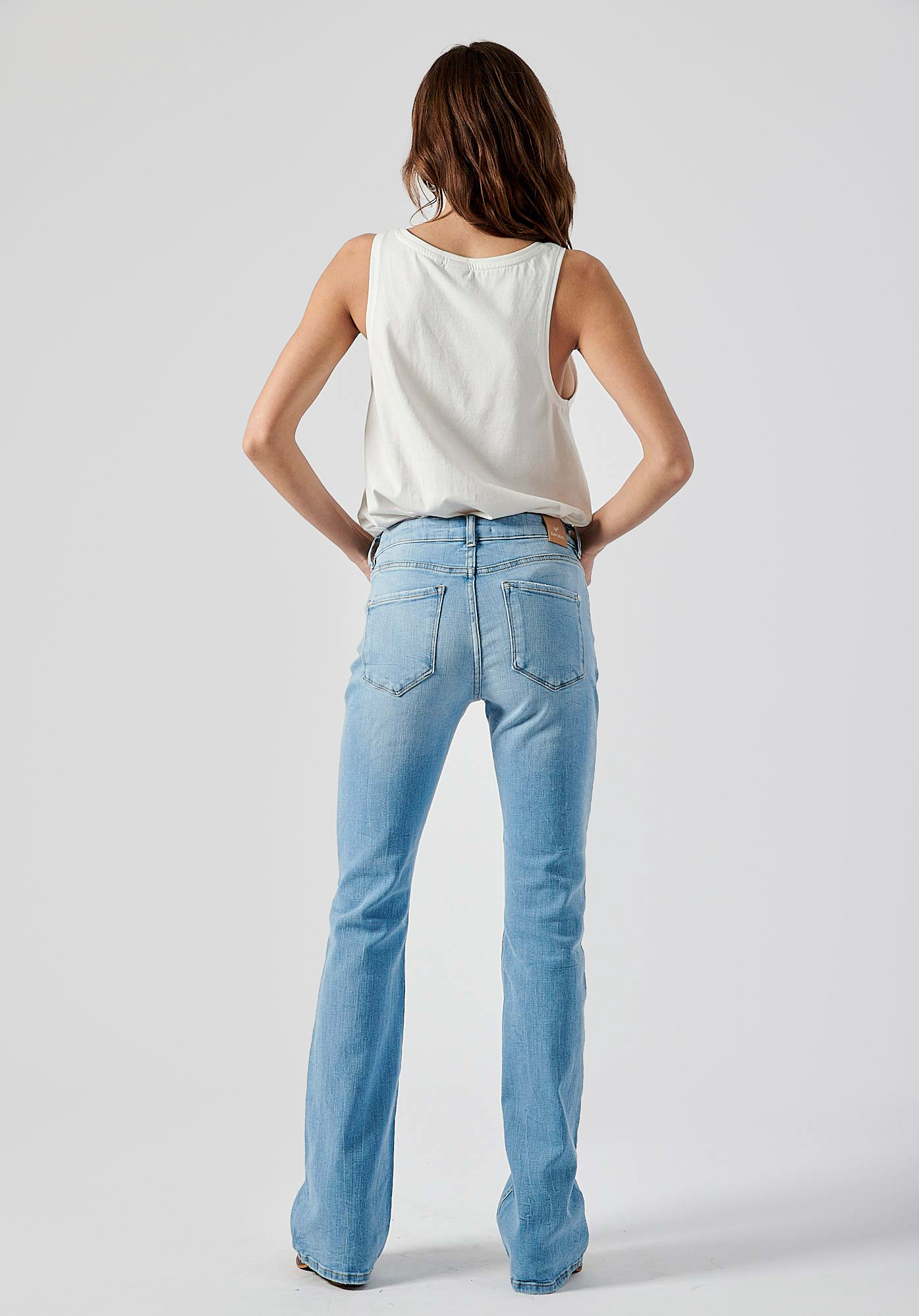 LUCKY  Jean bootcut Femme
