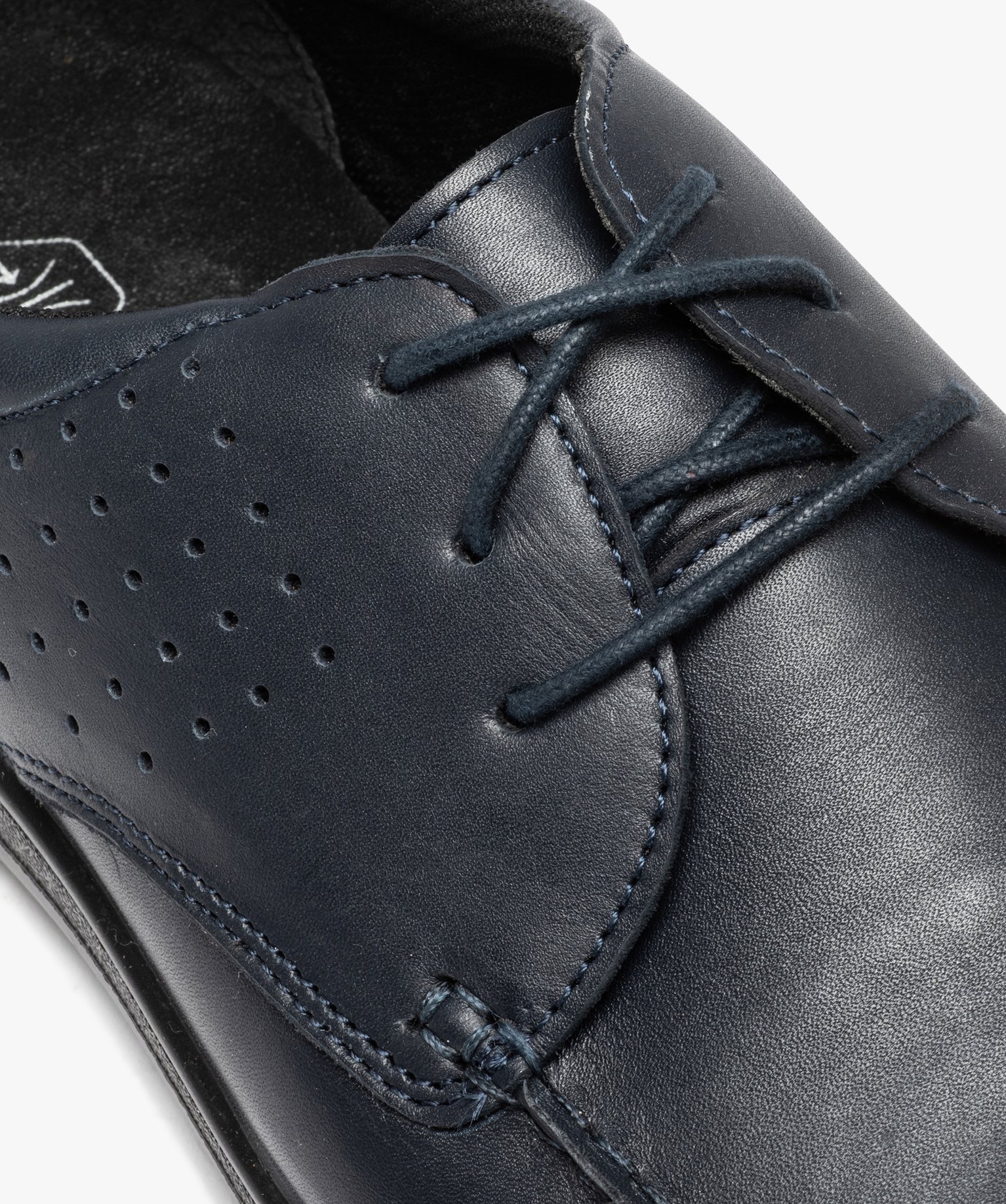 Chaussures bateau homme confort dessus cuir uni marine | GEMO