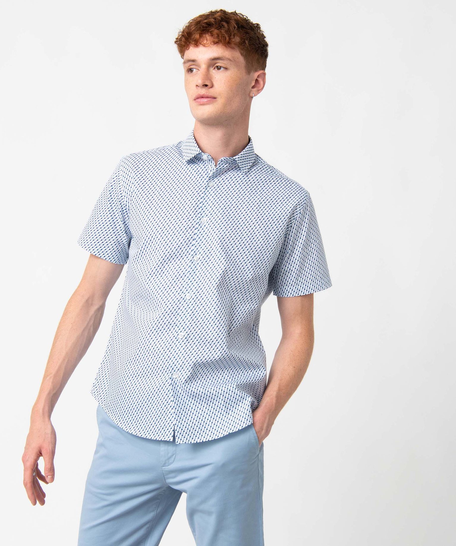 Chemise homme à manches courtes avec micro-motifs oiseaux imprime | GEMO