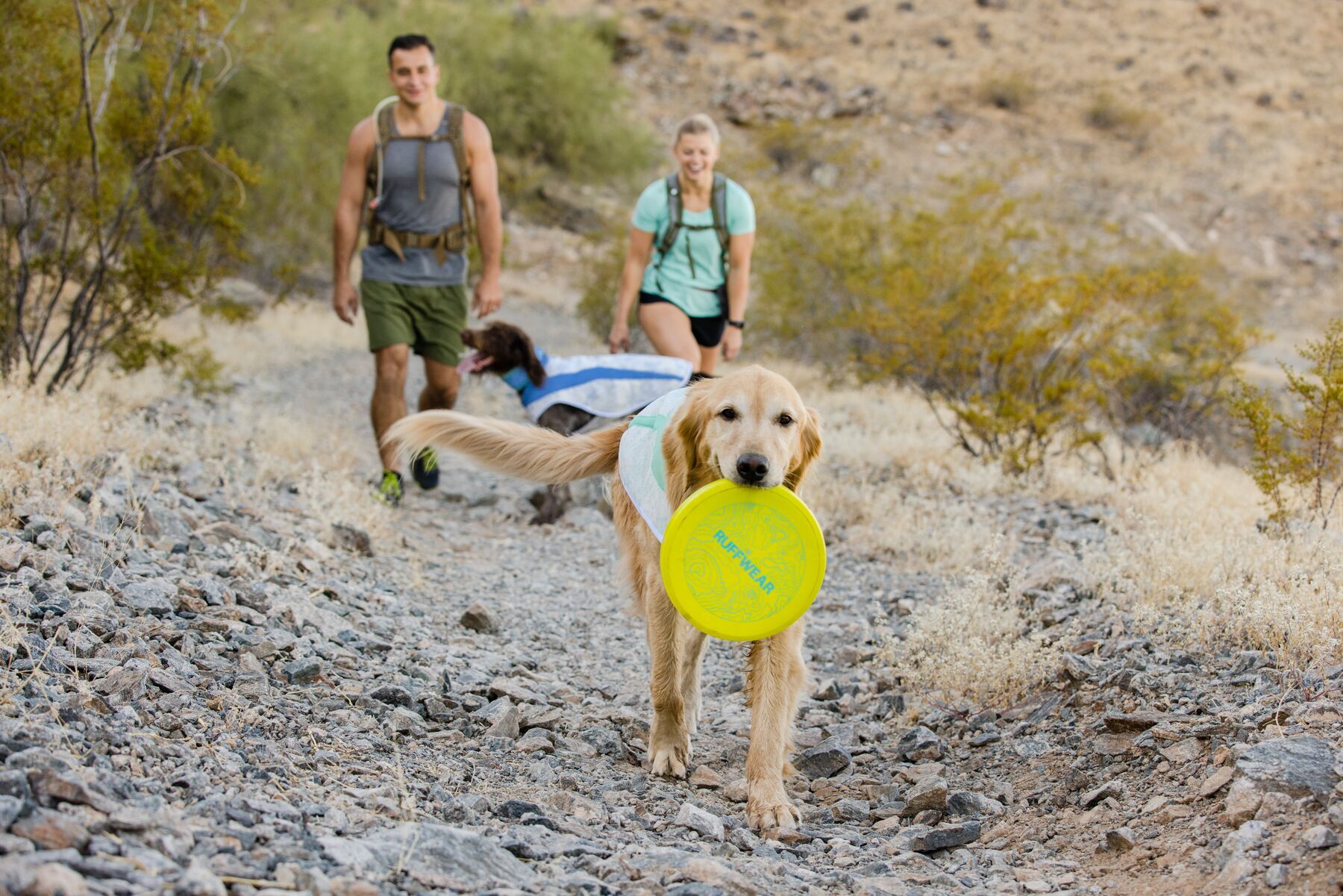 Ruffwear Frisbees & Wurfspielzeug Ruffwear Camp Flyer™ Spielzeug gelb