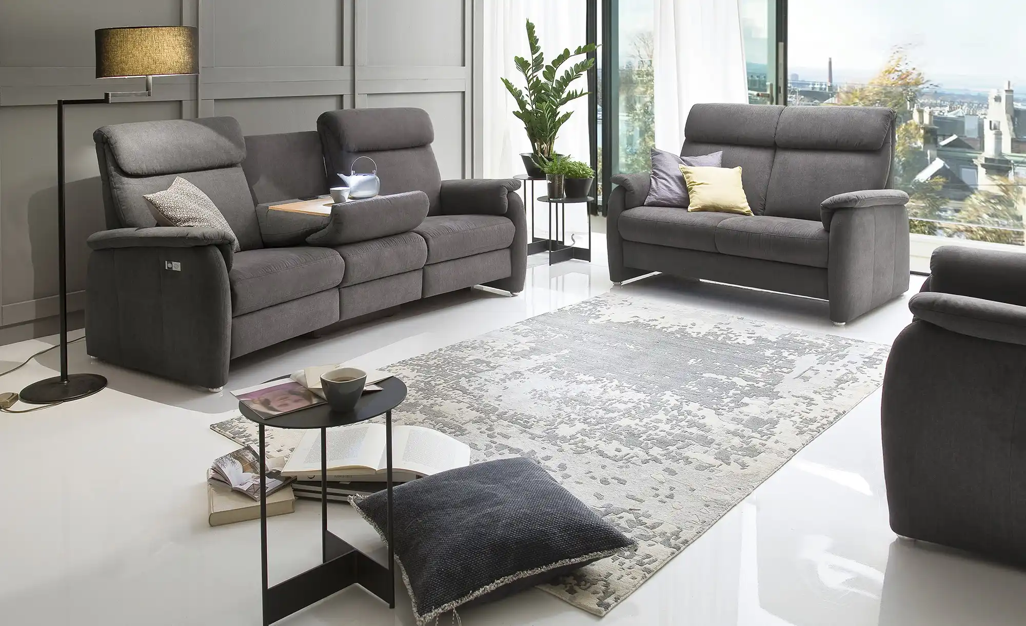 DeLuca Trapezsofa Melly