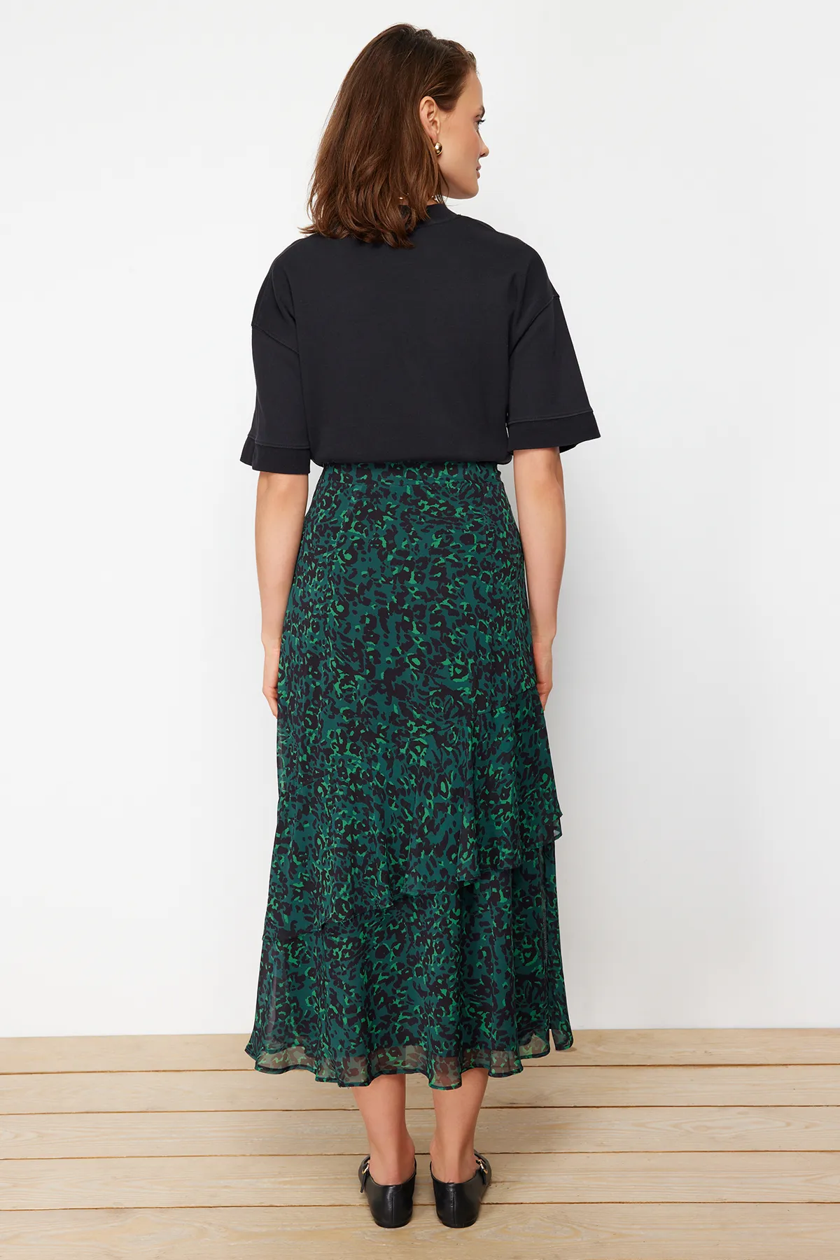 Trendyol Modest  Grüner, gefütterter Webrock mit Tiermuster TCTAW24EE00020
