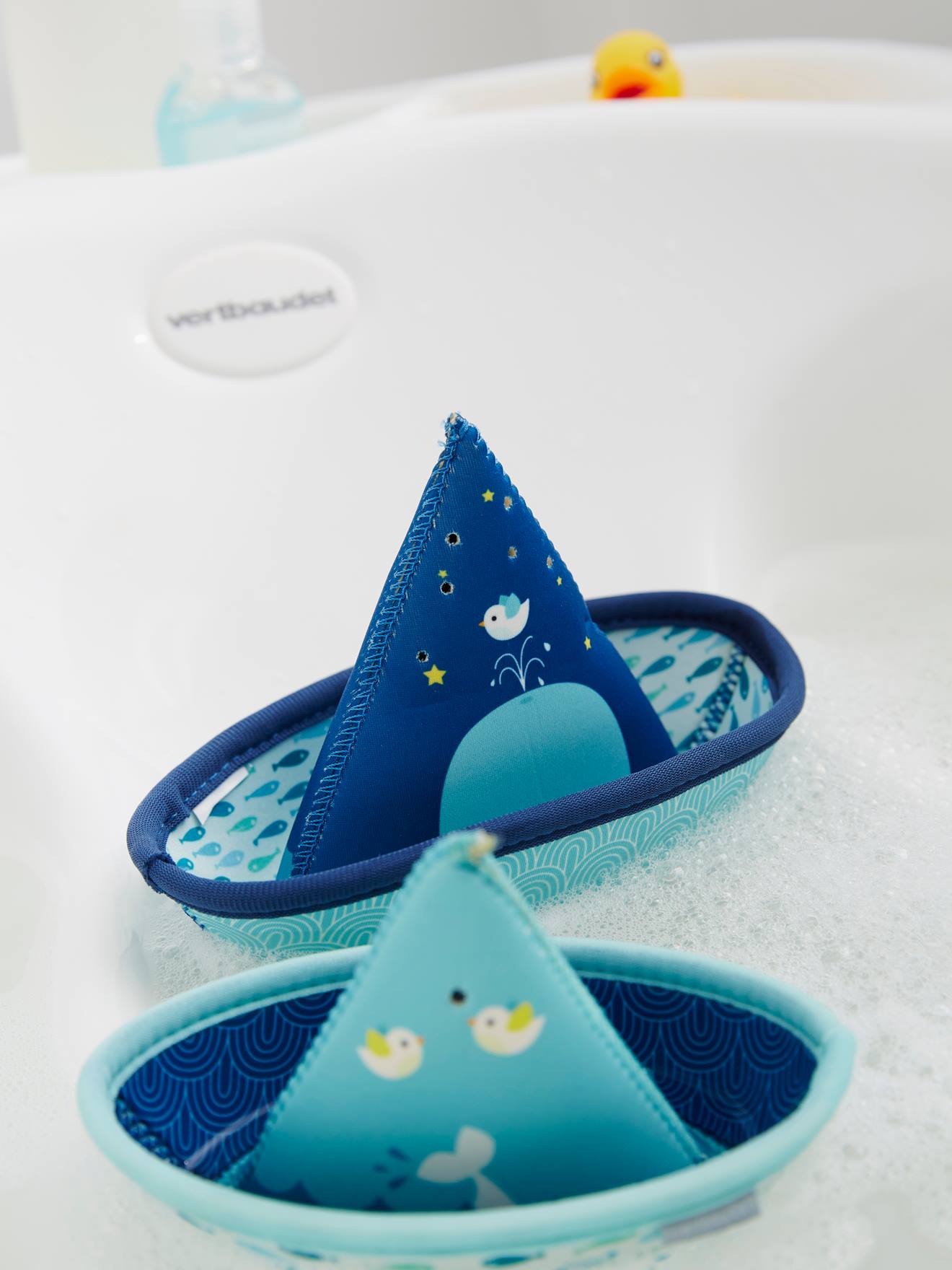 2 bateaux pour le bain en néoprène multicolore