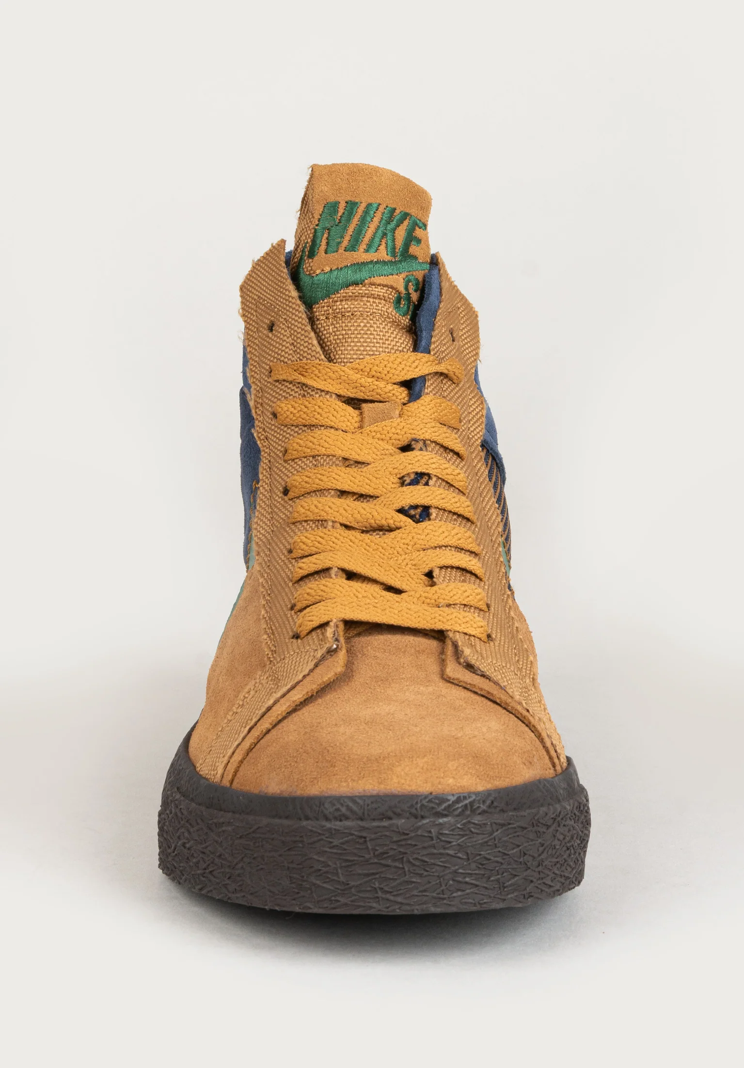 Zoom Blazer Mid PRM