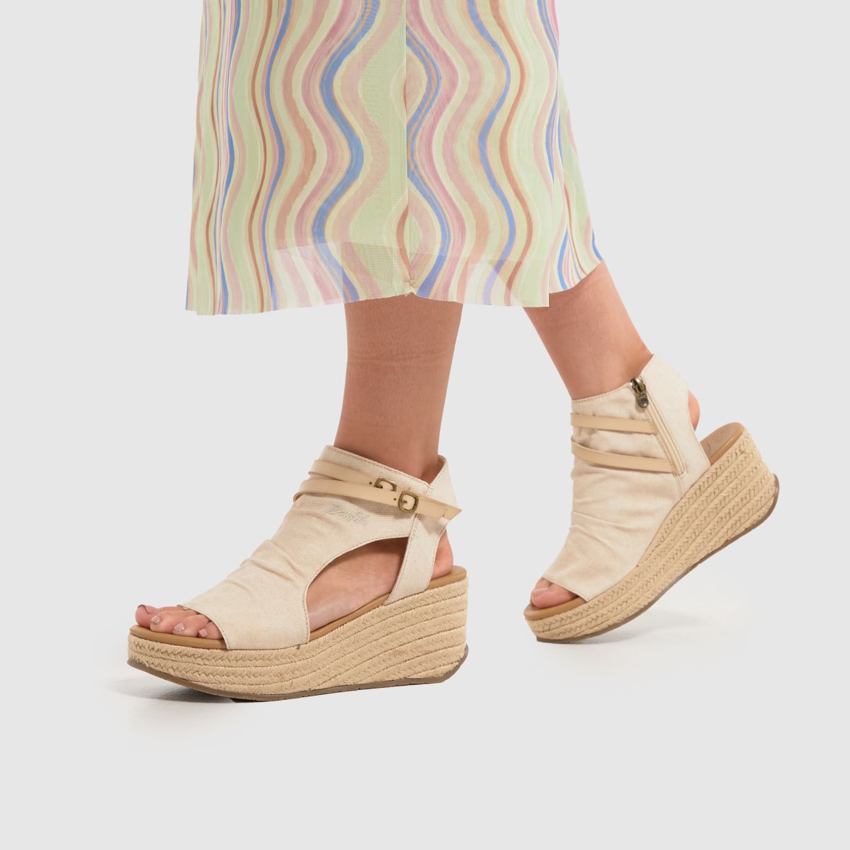 Blowfish Malibu – Låga klackar med snörning och rep i off-white flerfärgad färg