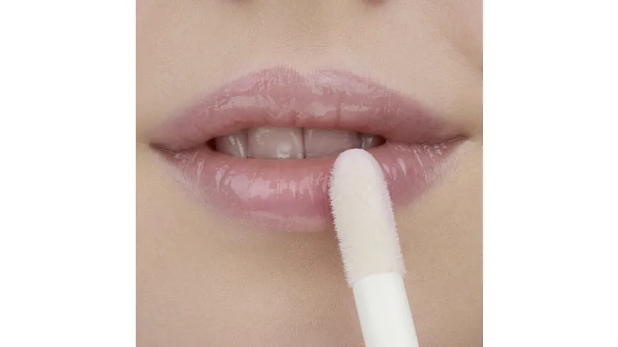 essence Lip Oil Hydra Kiss 01 - From a Rose