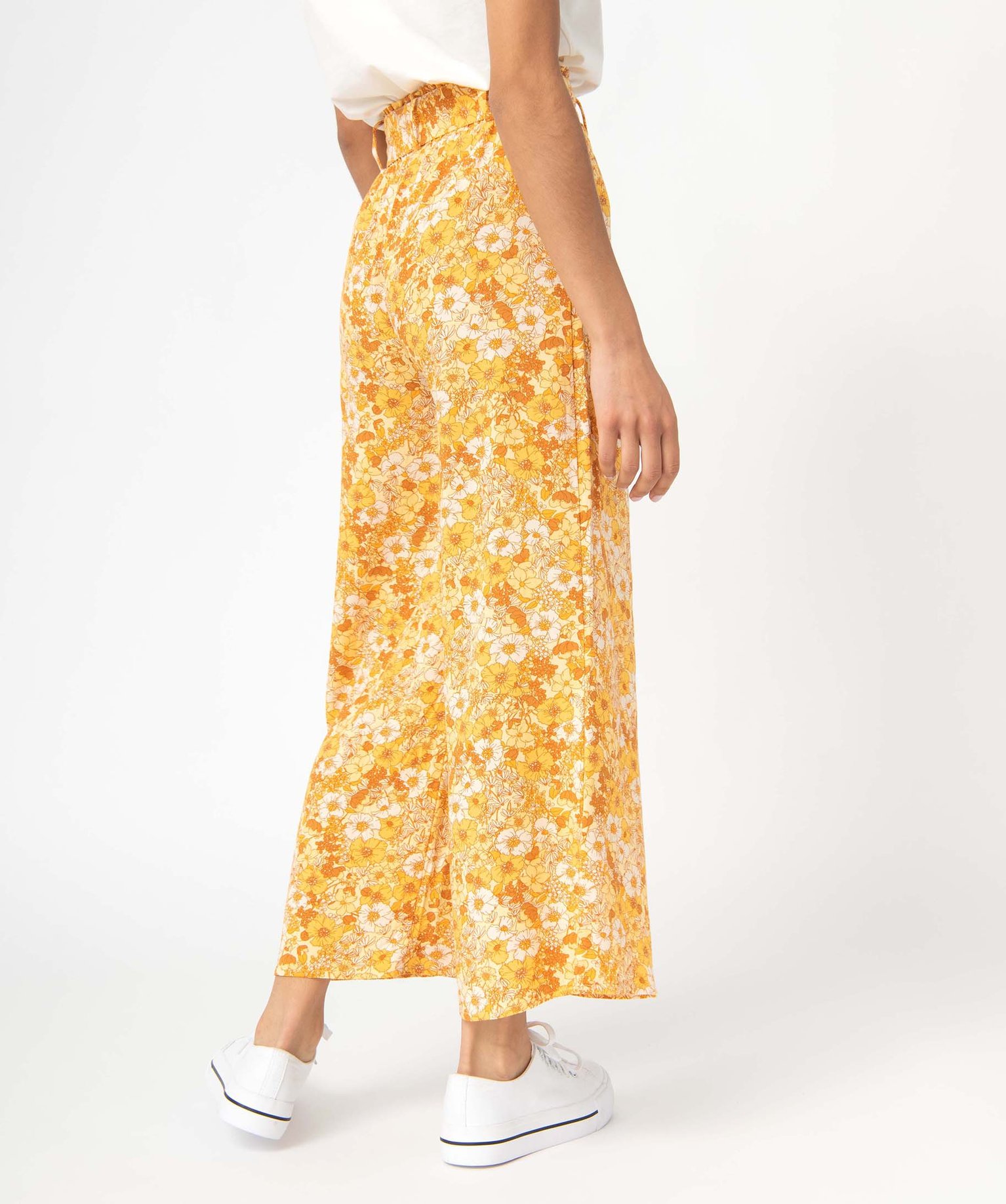 Pantacourt femme ample à motifs fleuris imprime | GEMO