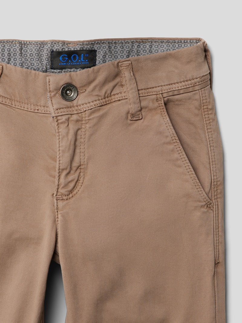 Hose mit Label-Patch in beige