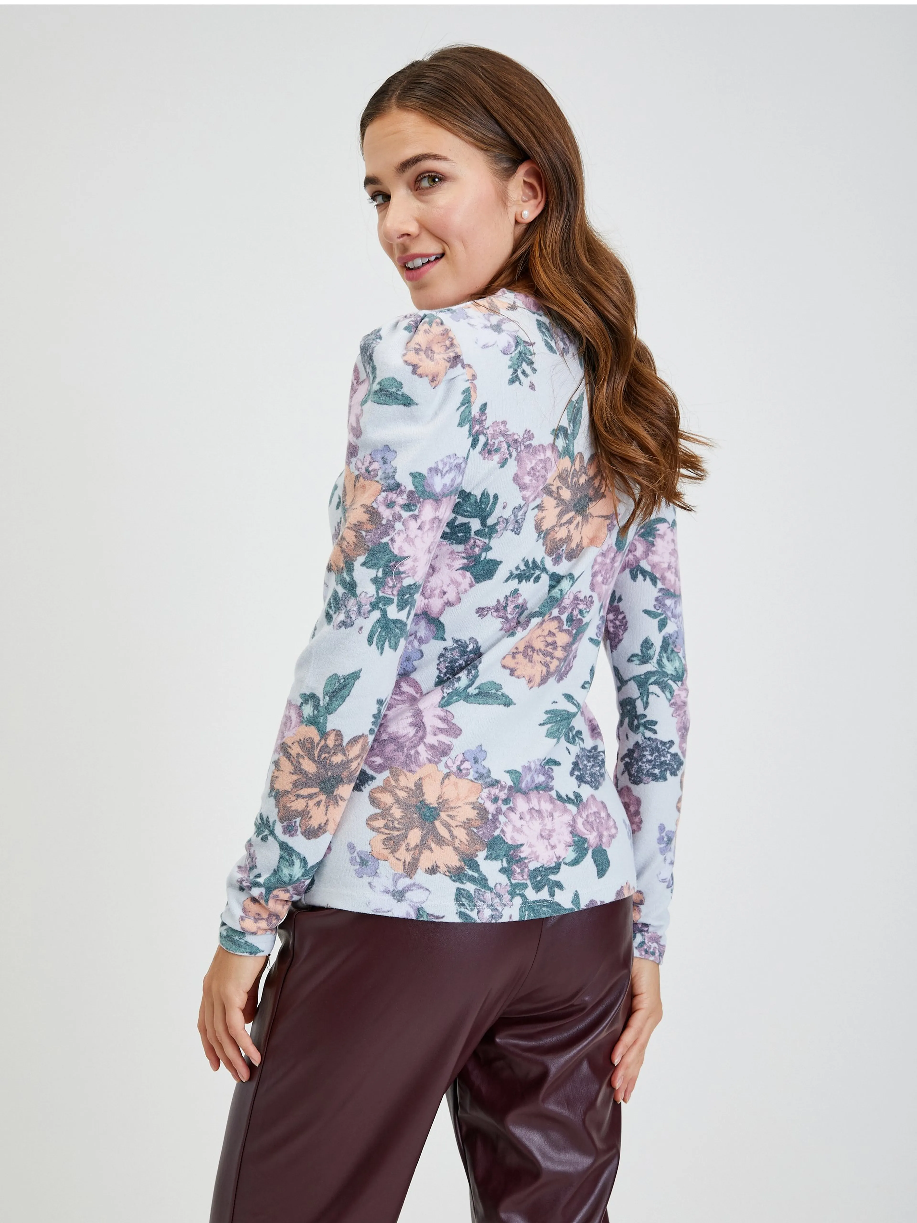 Hellgraues Damen T-Shirt mit Blumenmuster ORSAY