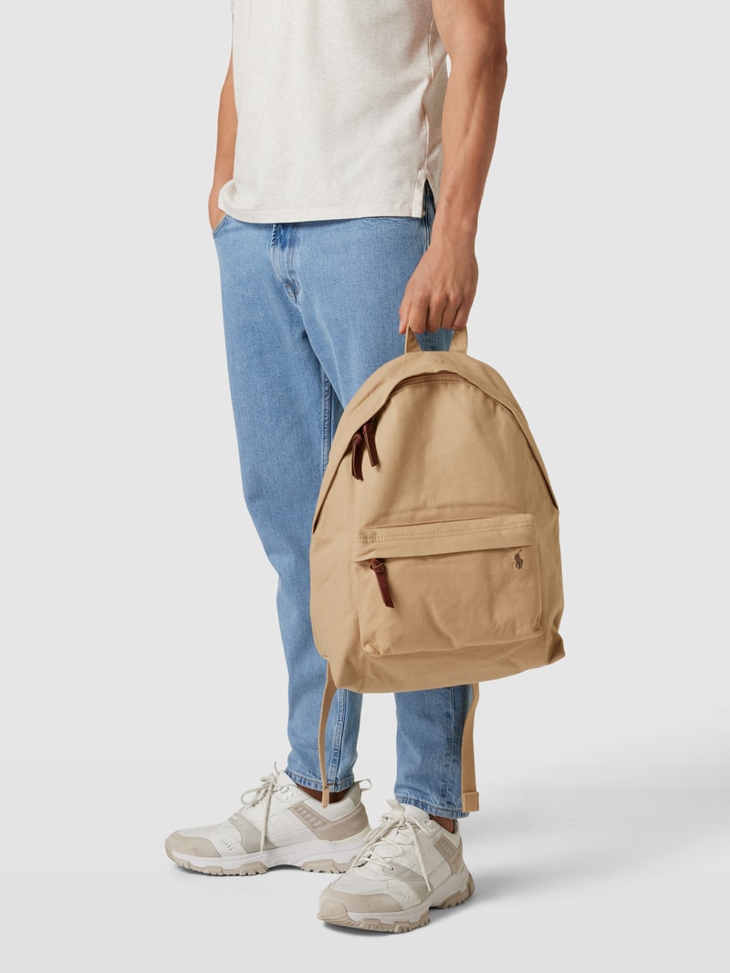Rucksack mit Label-Detail in beige