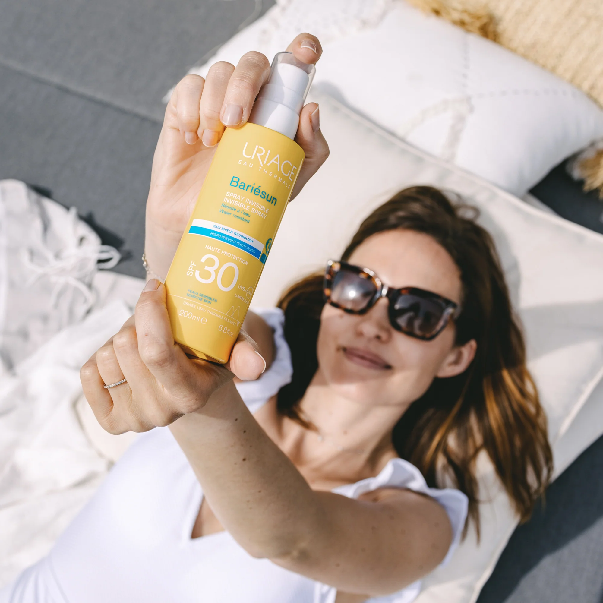 BARIESUN Invisible Spray SPF30 - Magas védelemmel ellátott test napozó spray.