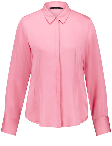 Fein schimmernde Hemdbluse