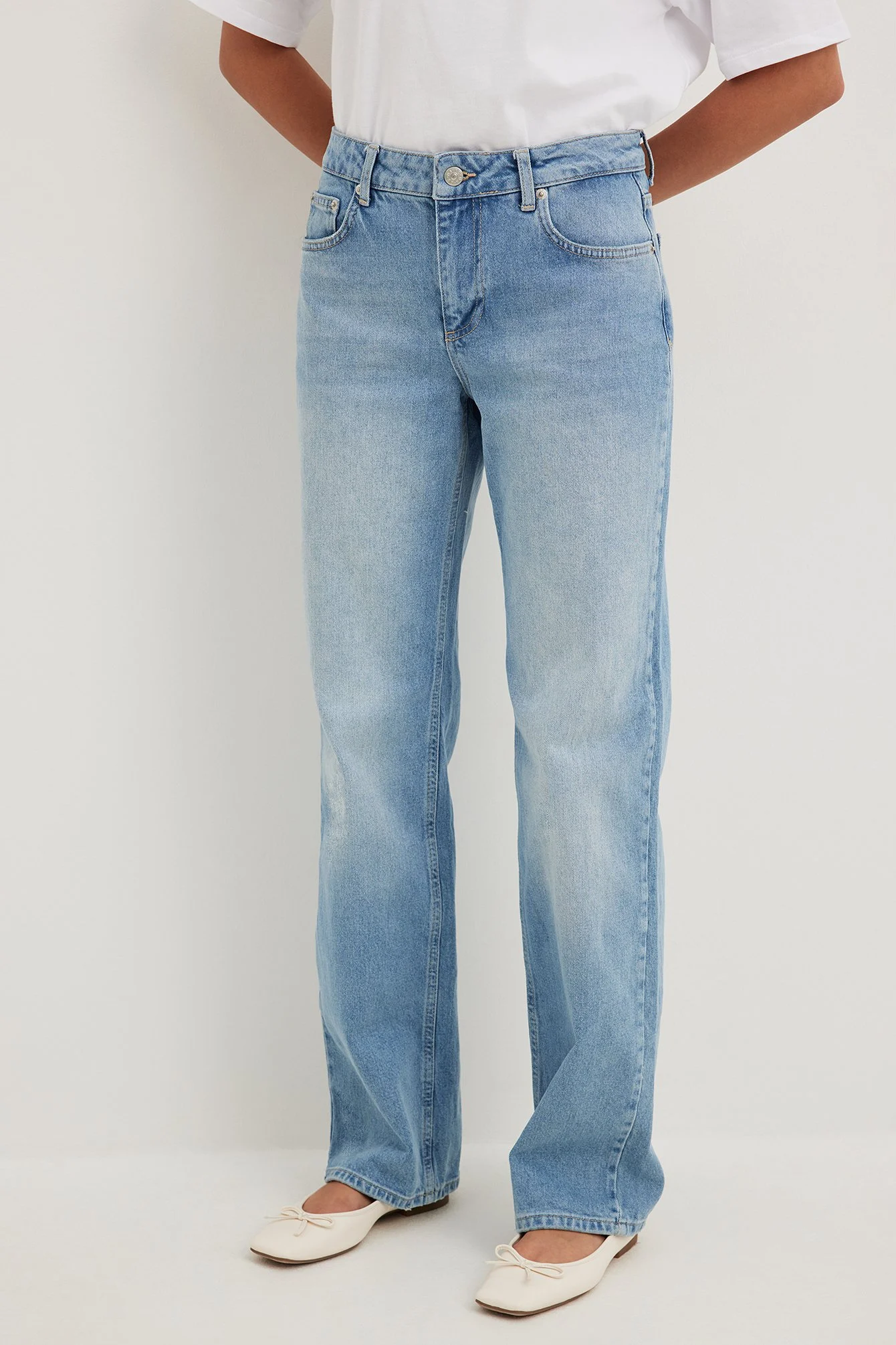 Gerade Jeans mit mittelhoher Taille