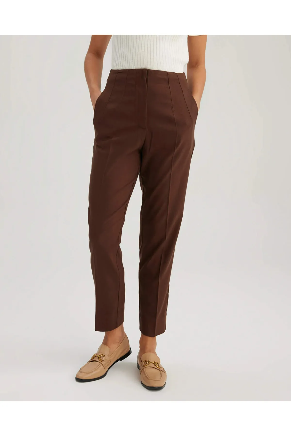 Laluvia  Braune Flottilla-Stoffhose mit hoher Taille vorne