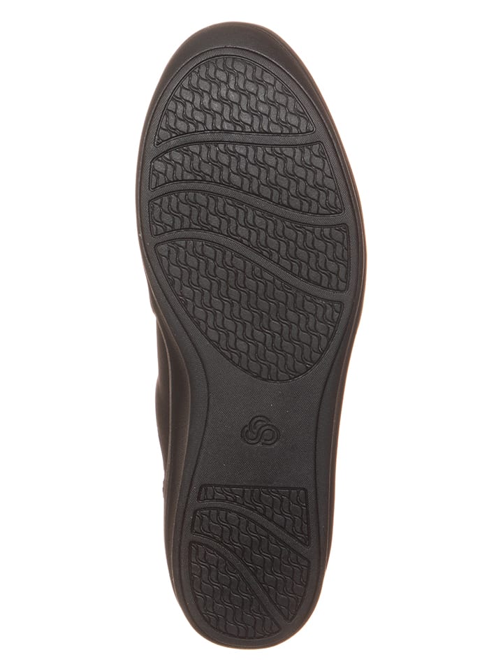 Clarks Boots 