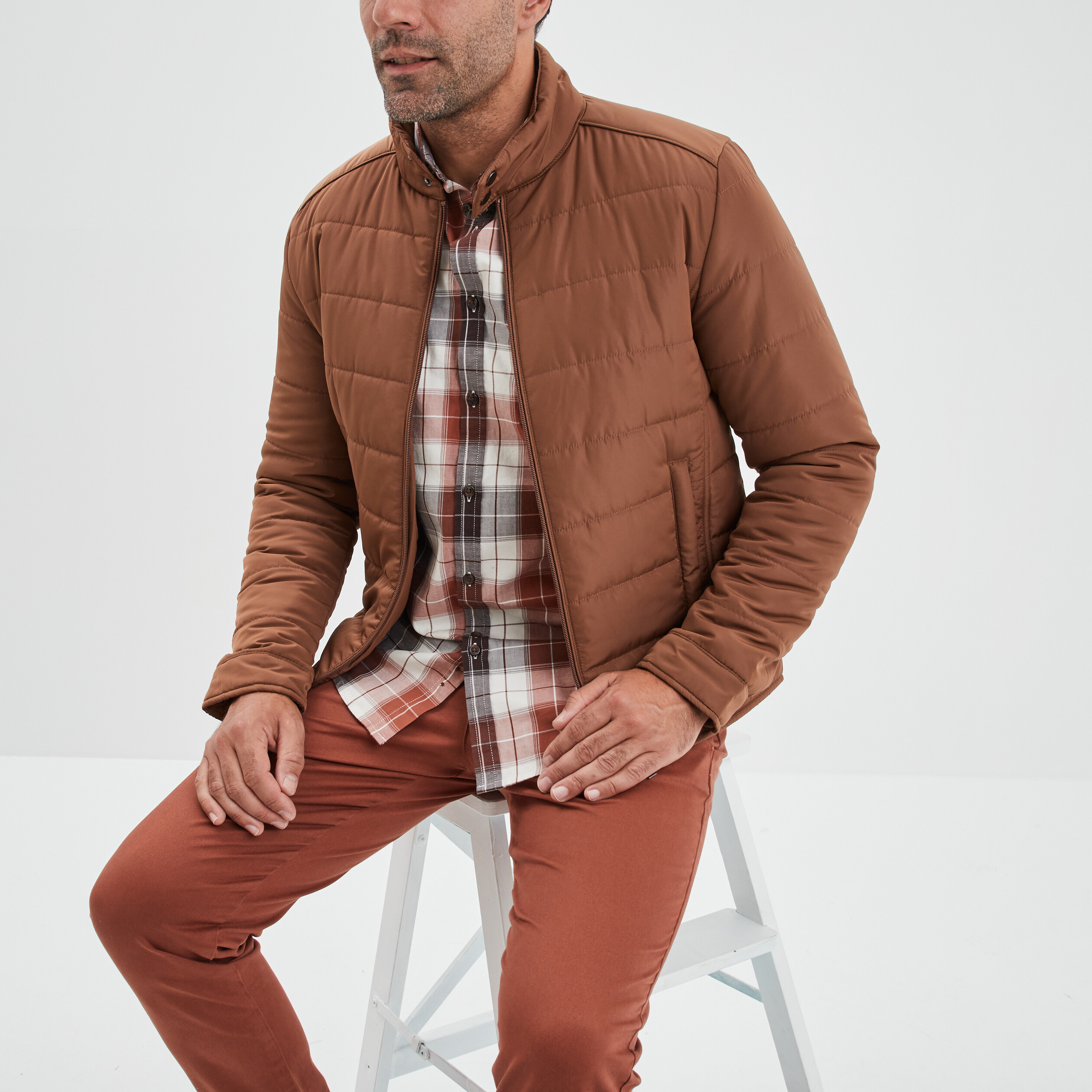 Blouson court zippé col montant marron homme | La Halle