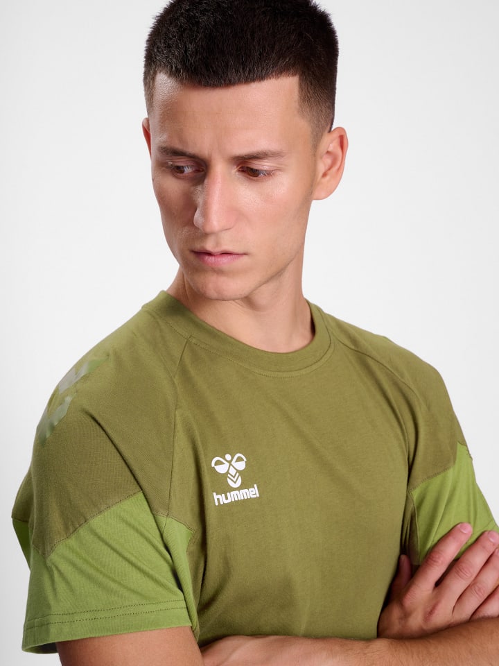 Hummel Hummel T-Shirt Raglanärmel Hmltravel Herren in MILITARY OLIVE günstig kaufen