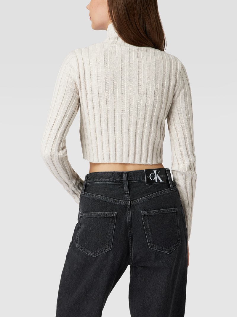 Cropped Longsleeve in Strick-Optik Modell 'WRAP' in offwhite
