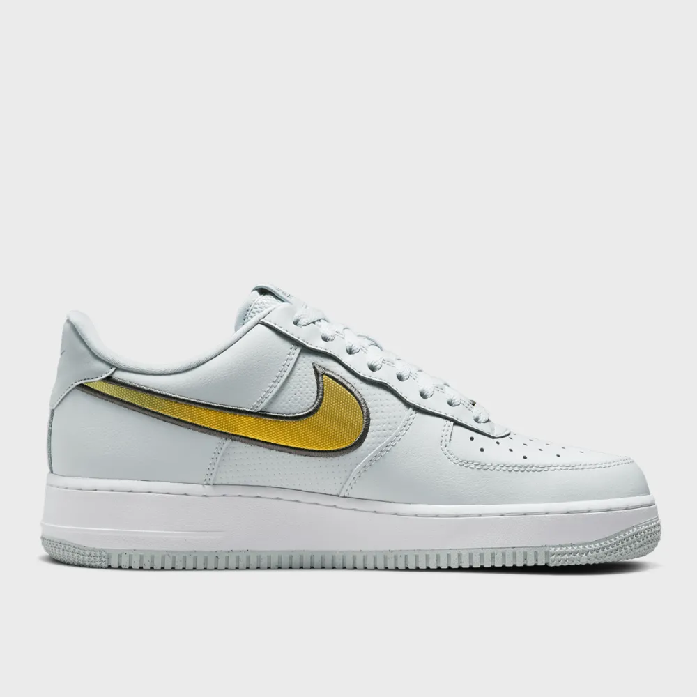 Nike Air Force 1 DN4925-001 / grau